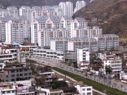 烏魯木齊機場改擴建工程飛行區場道工程 01 標段及圍界附屬工程標段順利通過行業驗收